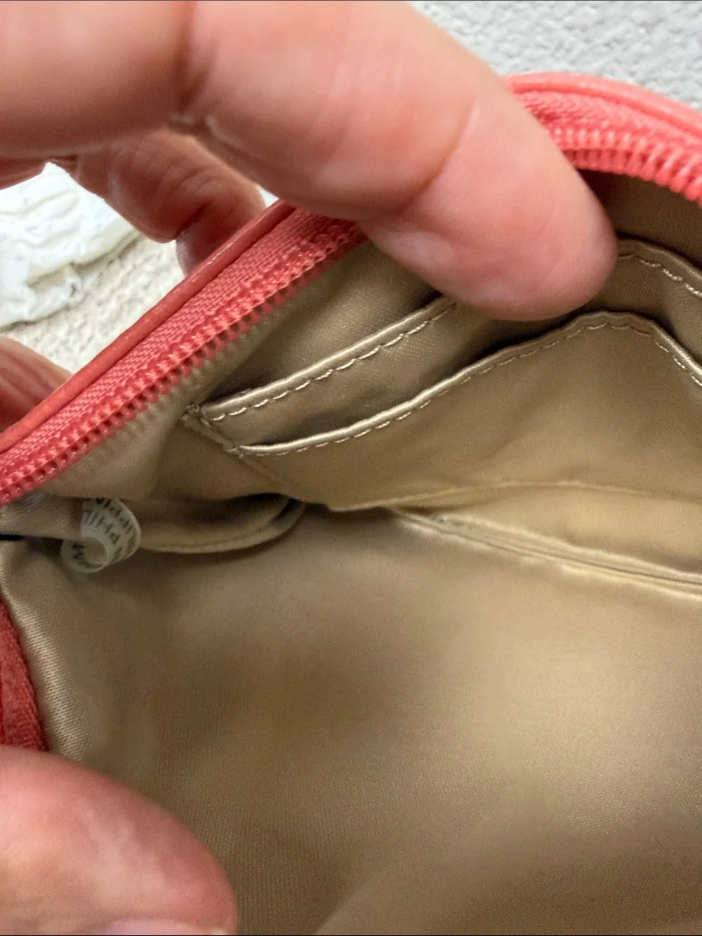Vintage Y2K COACH Pebbled Leather Wristlet in Coral